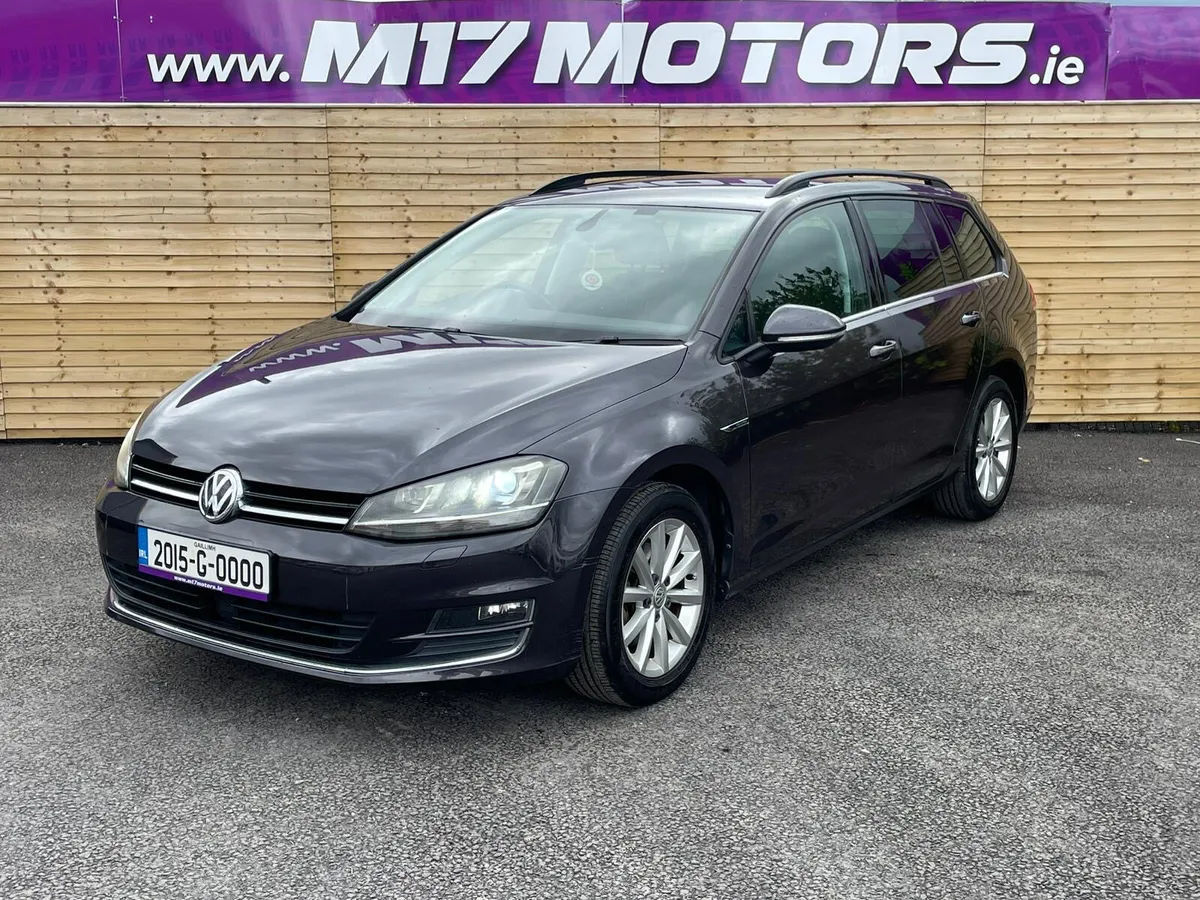 VW GOLF LOUNGE EDITION AUTO - Image 1