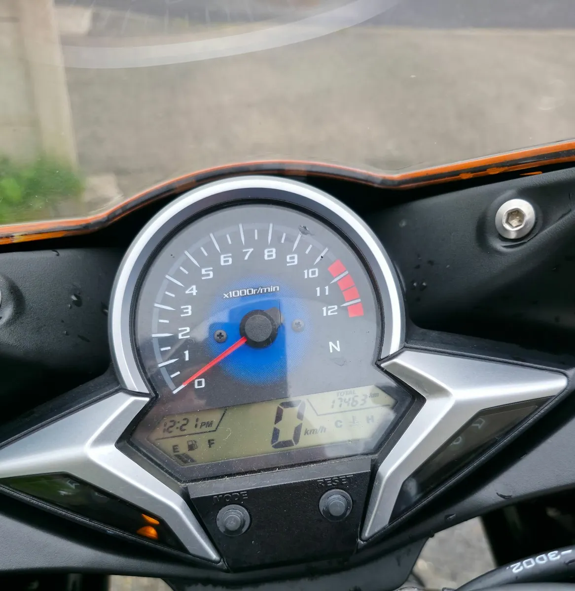 Honda CBR 250r 2013 ~Repsol~ - Image 4