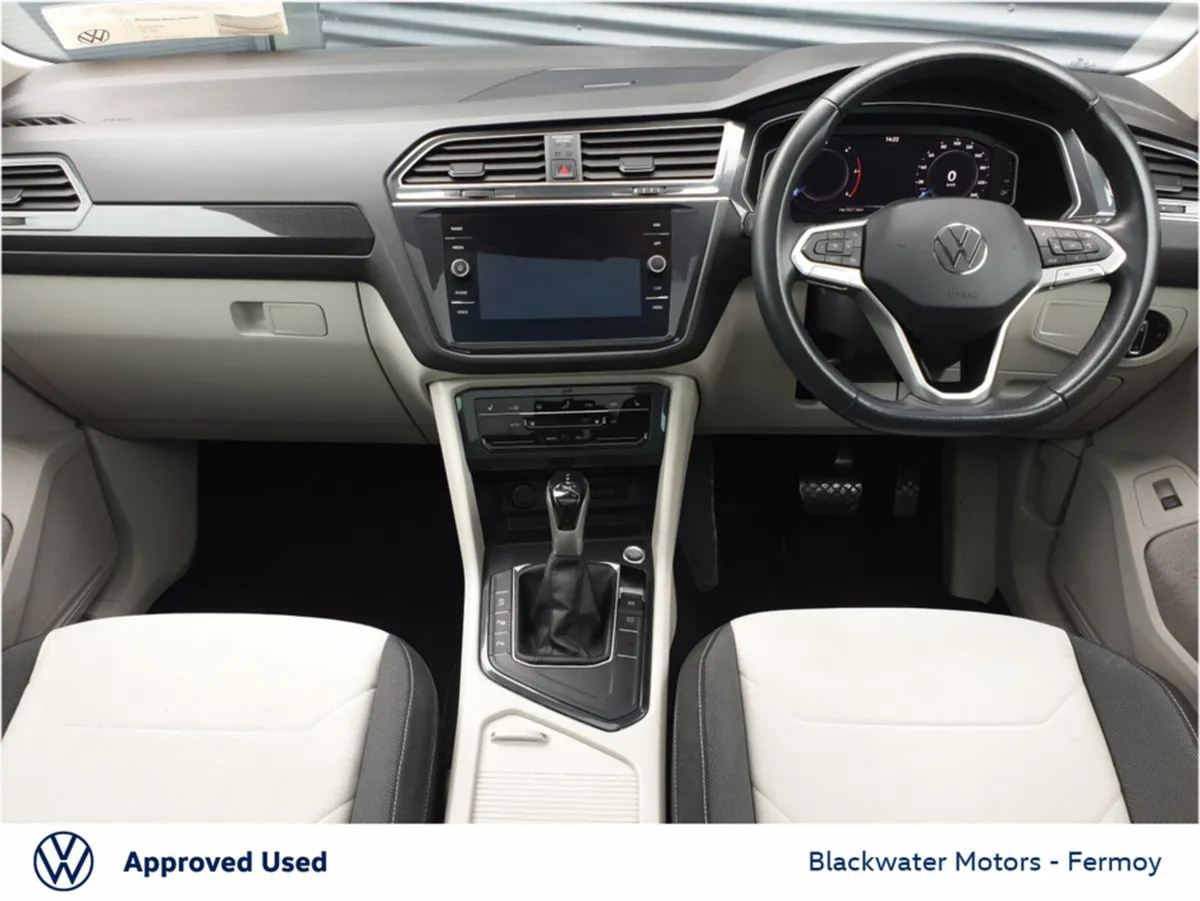 Volkswagen Tiguan 2.0TDI 150BHP ELEGANCE AUTOMATIC - Image 3