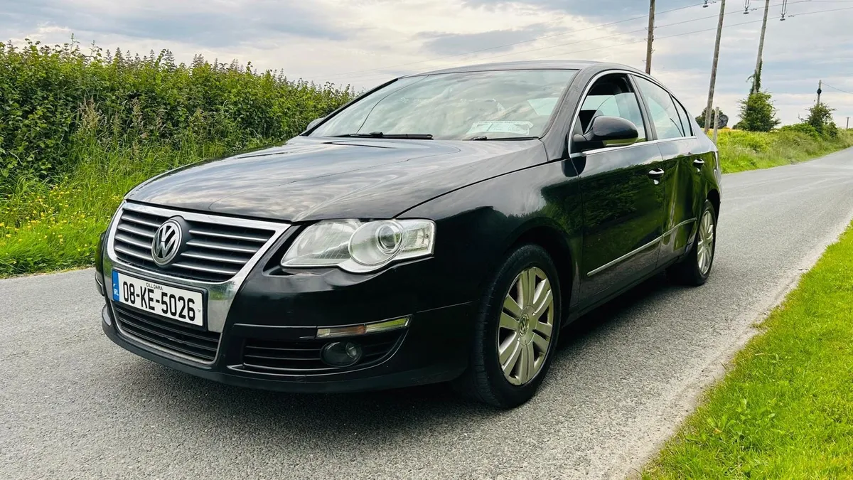 Volkswagen Passat 2008 - Image 1