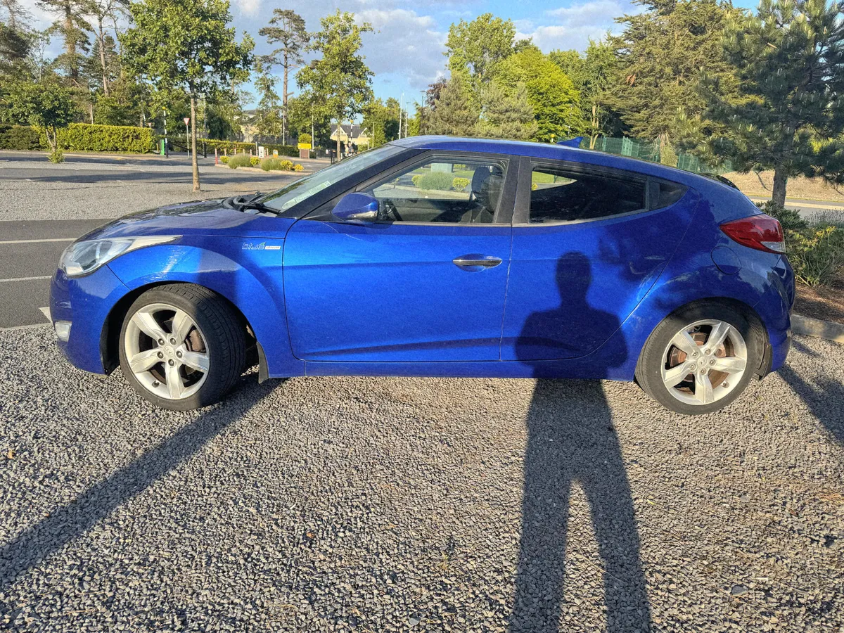 2013 Hyundai Veloster 1.6 petrol 140hp - Image 2