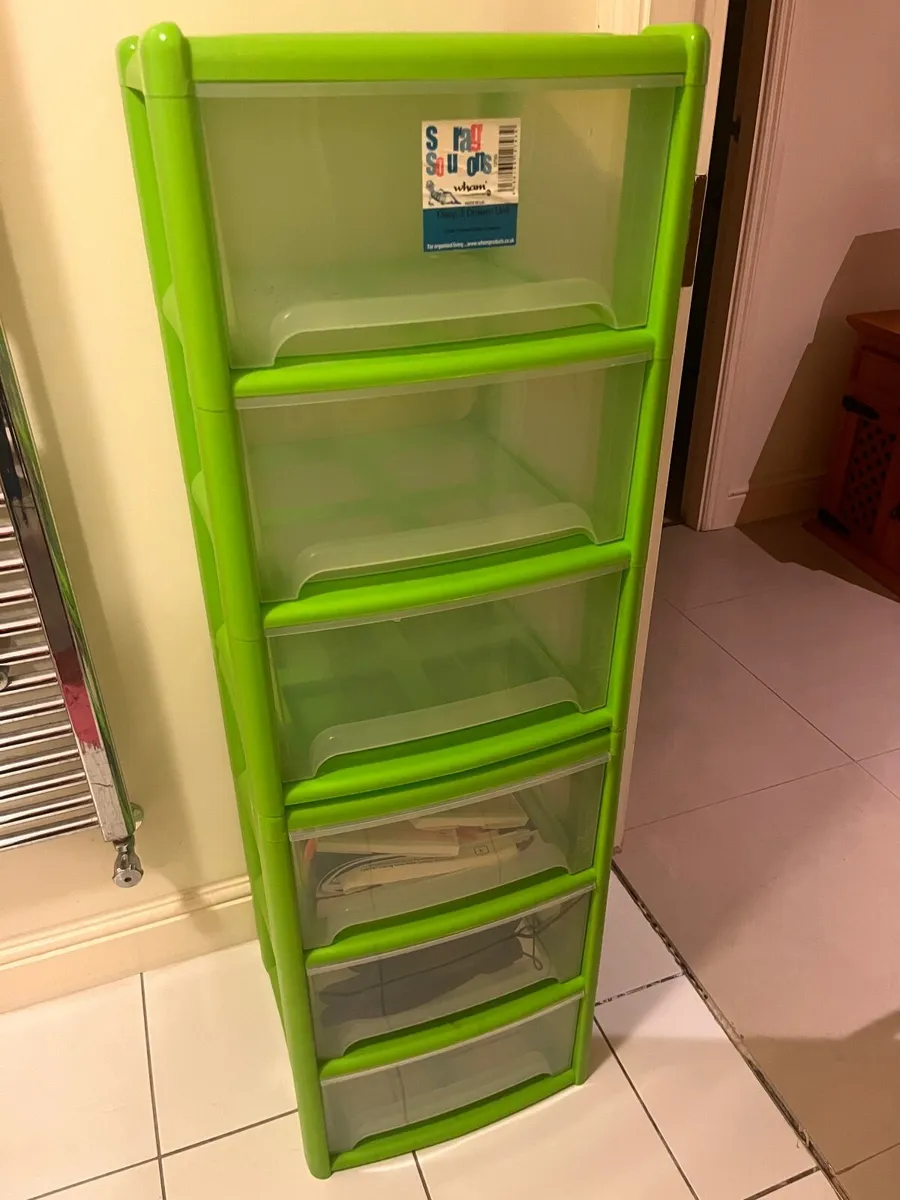 Storage drawers