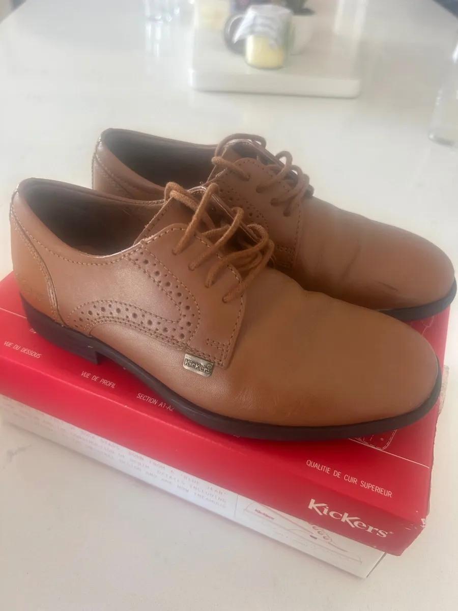 Boys brown shoes - Image 4