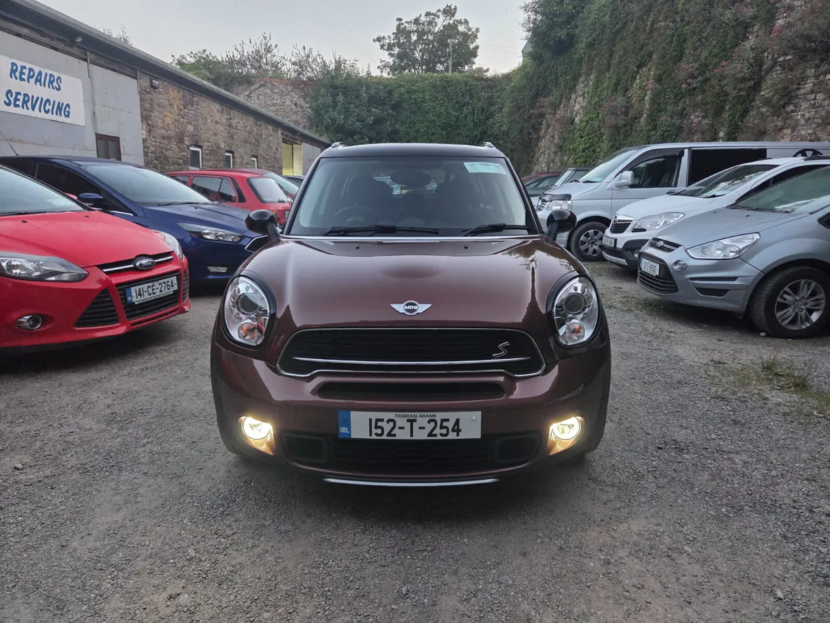 152 MINI COUNTRYMAN 2.0L 4X4 AUTOMATIC LOW MIL - Image 1