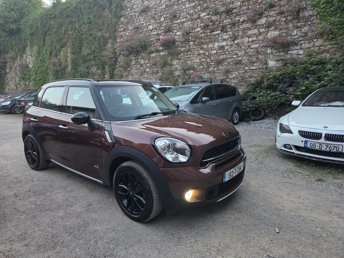152 MINI COUNTRYMAN 2.0L 4X4 AUTOMATIC LOW MIL - Image 2