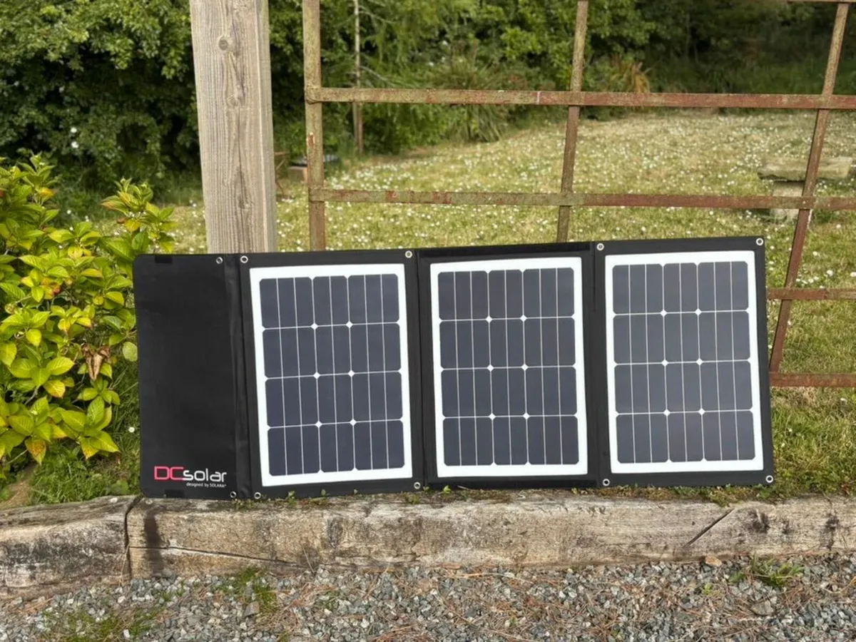 DCsolar POWER Move Set with charge controller 110W - Image 1