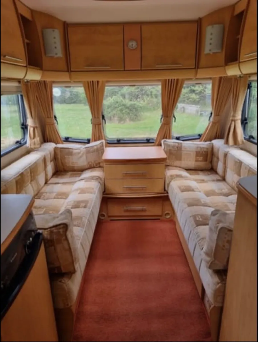Lightweight 09 Bailey 6/7 berth & Full Awning - Image 4