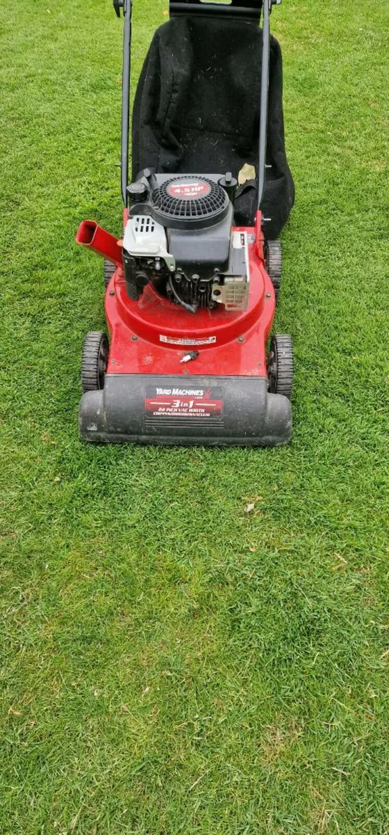 Chipper/Shredder/Vacuum - Image 2