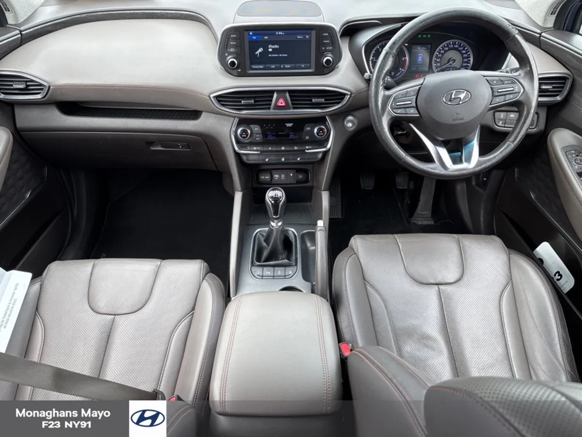 Hyundai Santa Fe 4WD EXECUTIVE PLUS 2.2 DIESEL 5DR - Image 2
