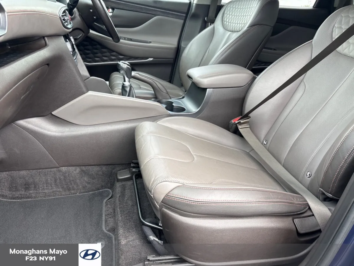 Hyundai Santa Fe 4WD EXECUTIVE PLUS 2.2 DIESEL 5DR - Image 4