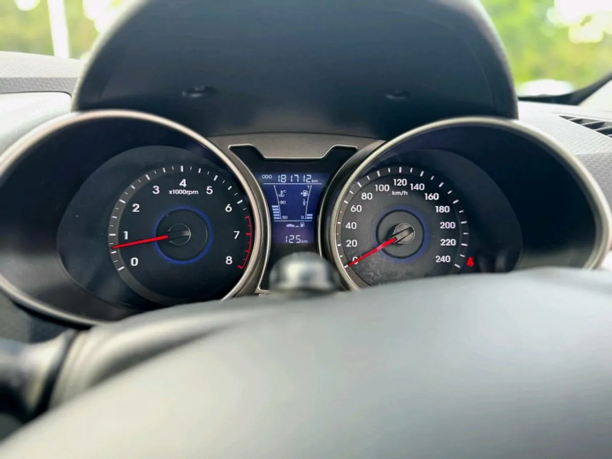 HYUNDAI VELOSTER 1.6 GDI 140hp - Image 3