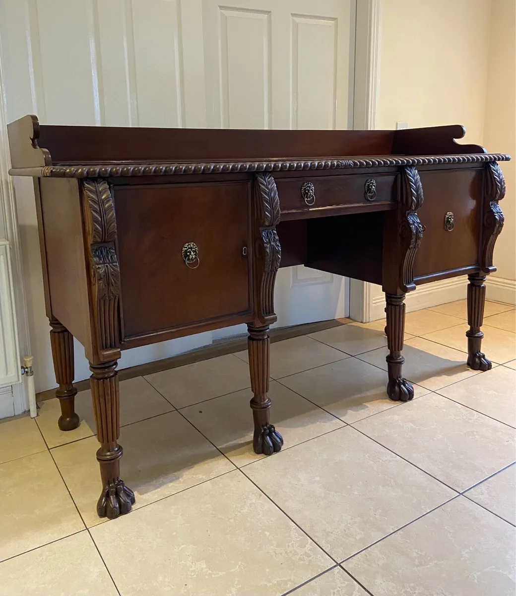 Georgian Irish hunt sideboard - Image 2