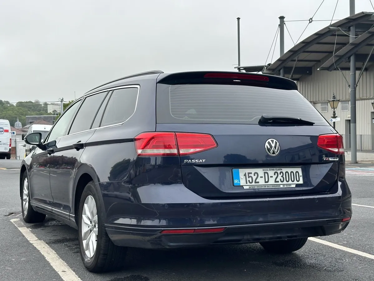 Volkswagen Passat 2015 - Image 3