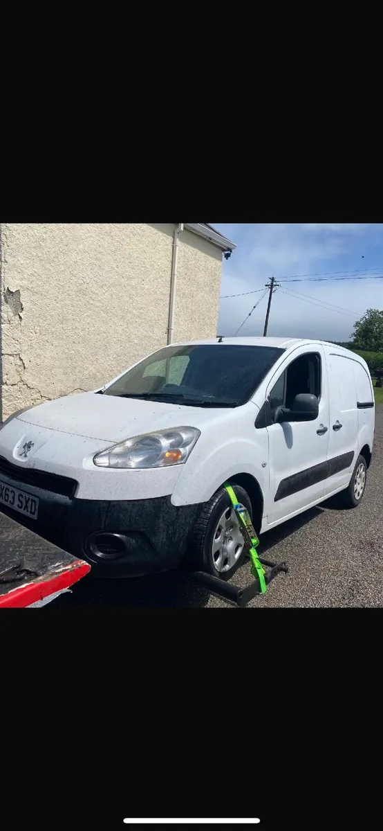 2013 Peugeot van - Image 4