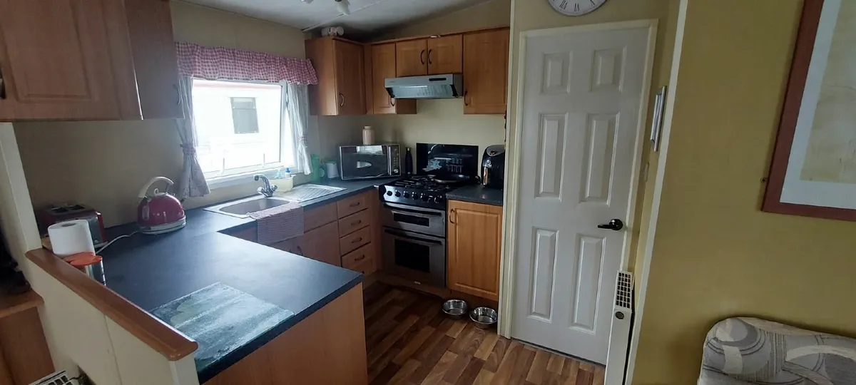Mobile Home - Image 3