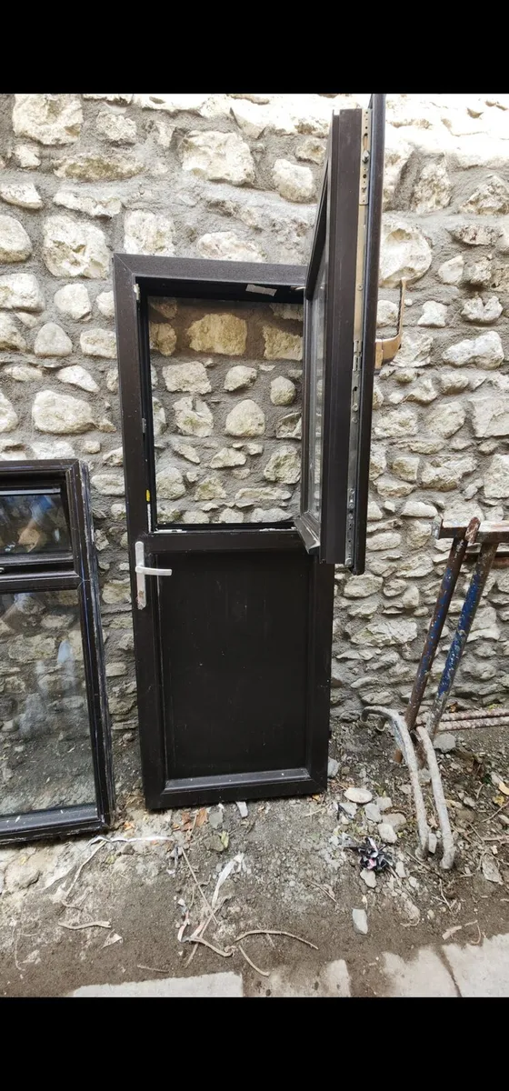 Back Door and window - Image 3