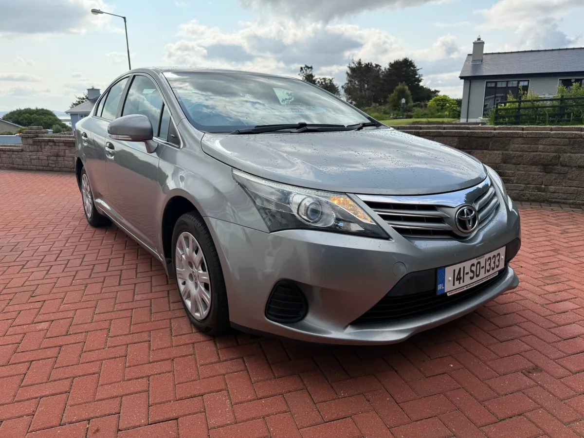 2014 Toyota Avensis 2.0 D4D Saloon - Image 4