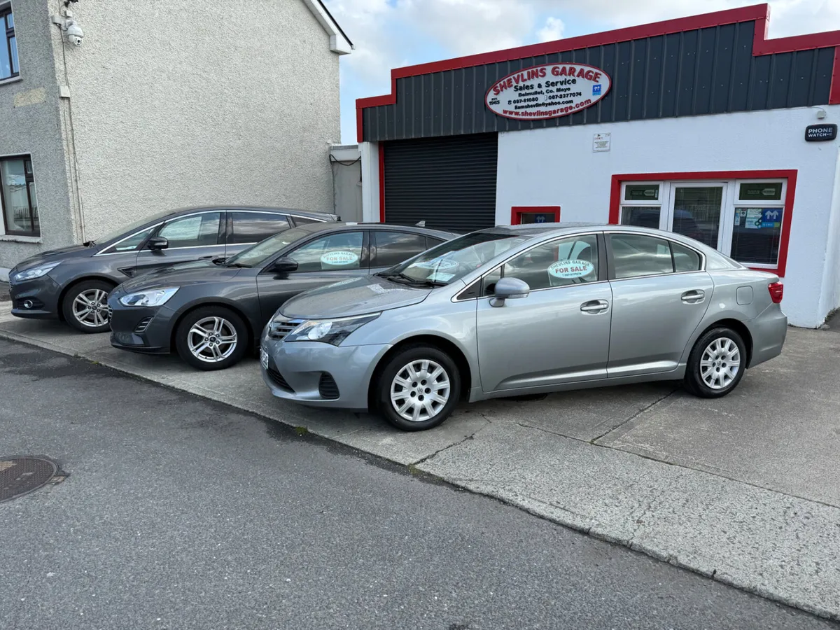 2014 Toyota Avensis 2.0 D4D Saloon - Image 2
