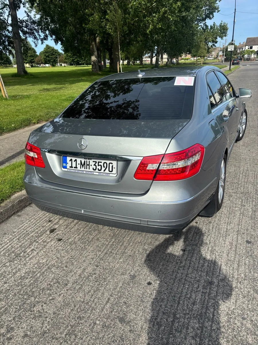 Mercedes - Image 2