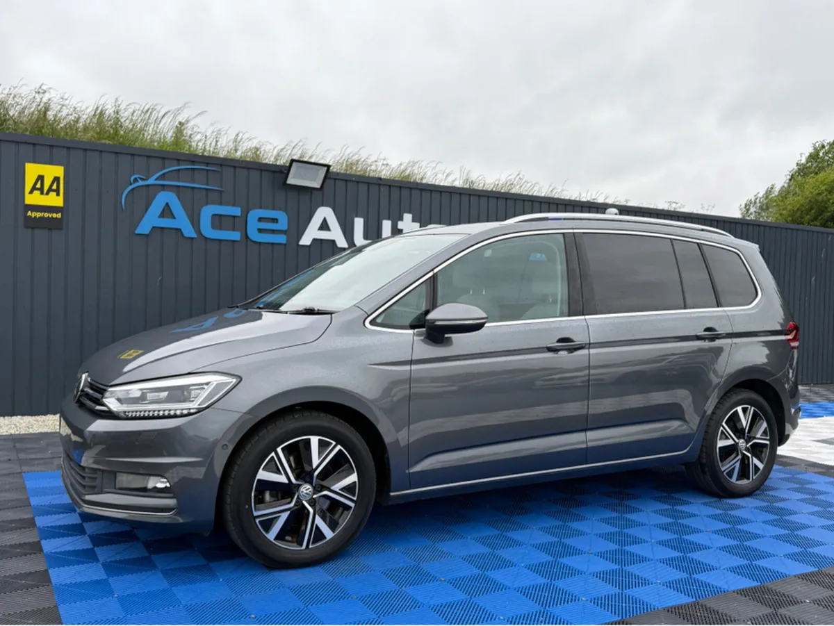 Volkswagen Touran HIGHLINE PRO - 2.0L DIESEL - AUT - Image 3