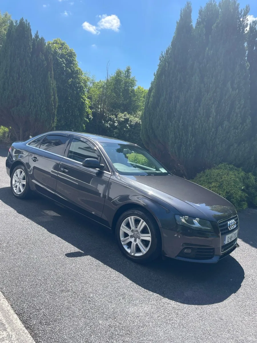 Audi A4 2012 Auto - Image 1