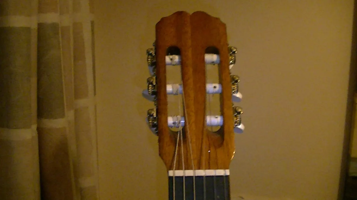 almeria Classical Guitar - Image 4
