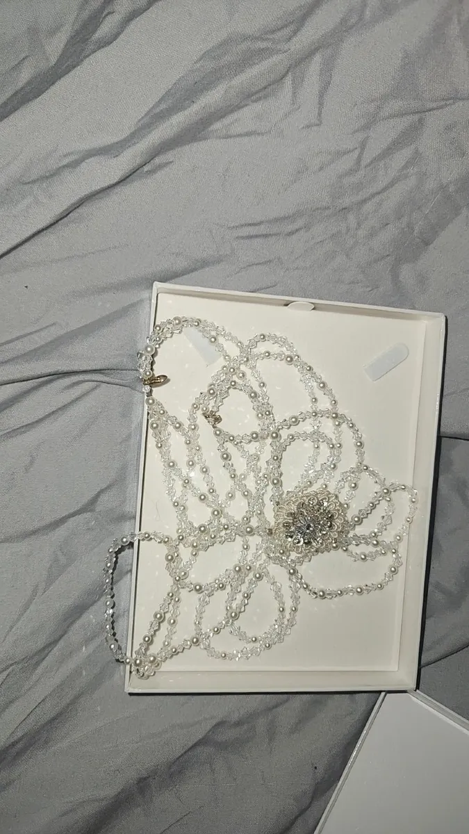 Wedding dress - Image 3