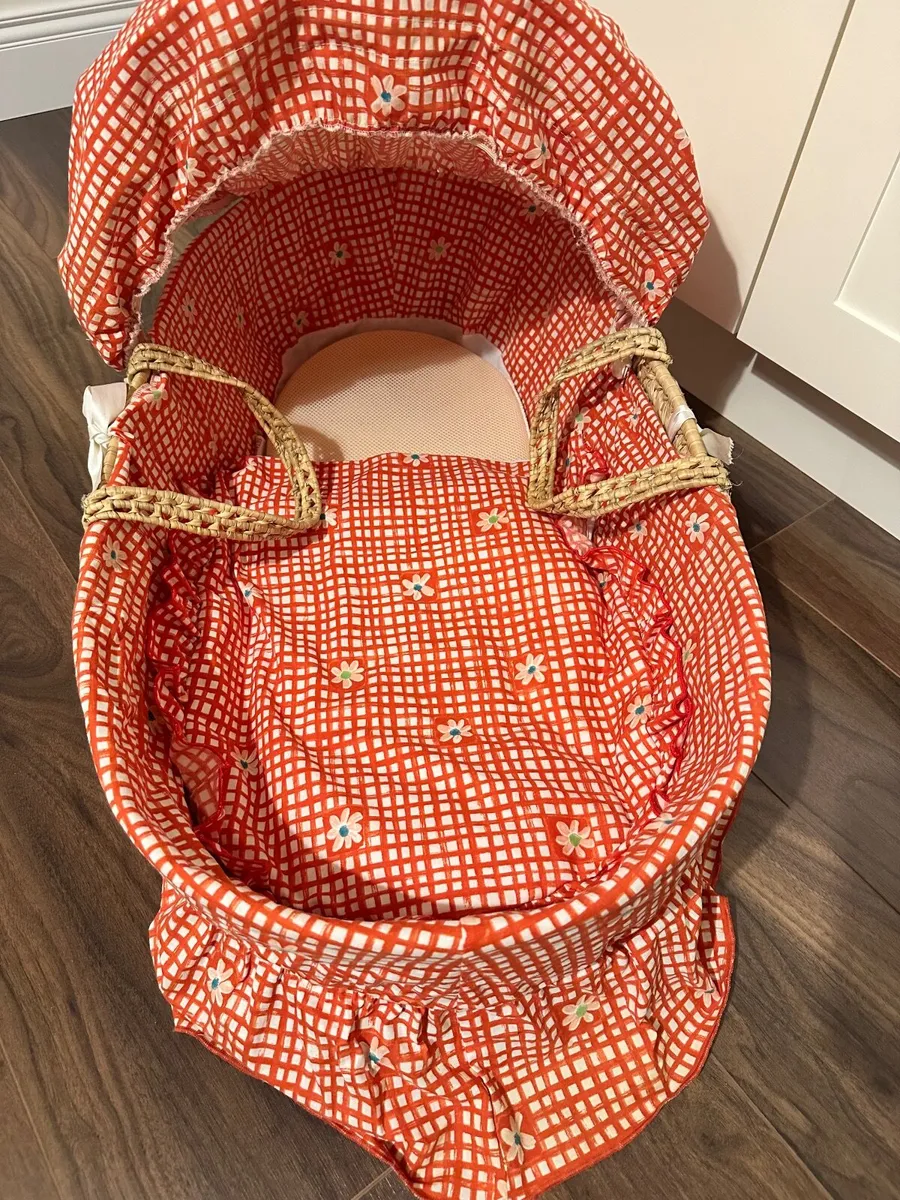 Moses basket - Image 2