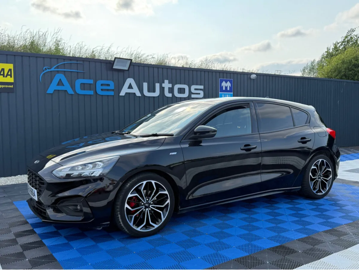 Ford Focus ST-LINE X - AUTO - 1.5 DIESEL - 12M WAR - Image 3