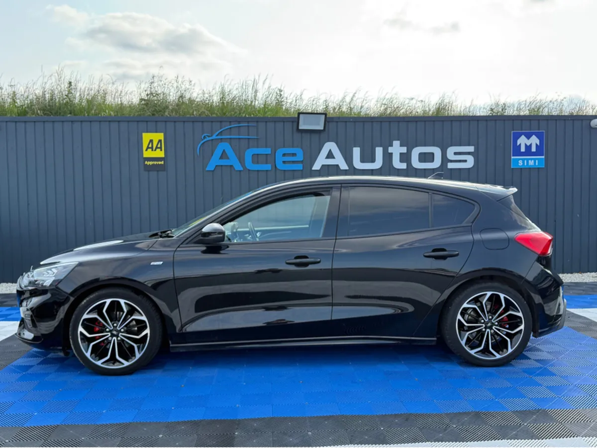 Ford Focus ST-LINE X - AUTO - 1.5 DIESEL - 12M WAR - Image 4