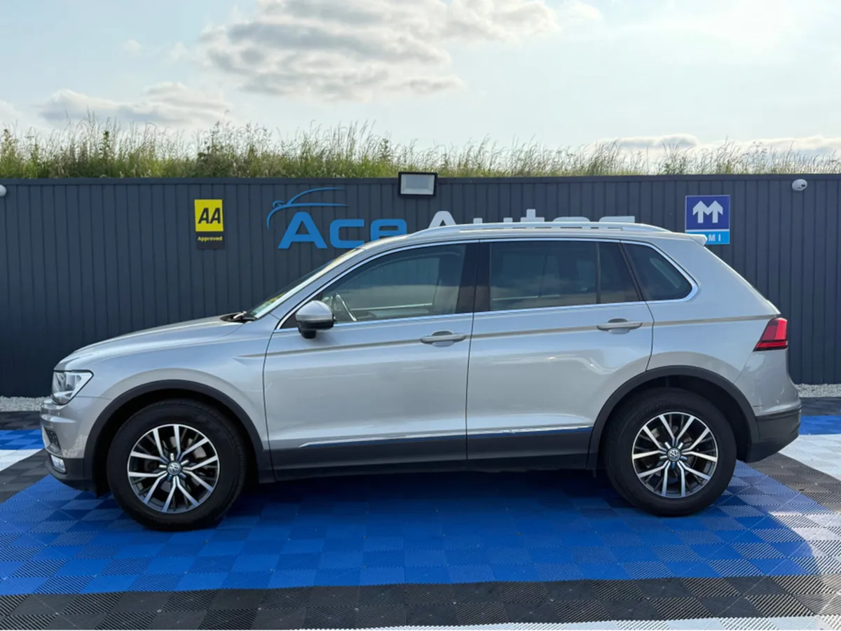 Volkswagen Tiguan CL - 2.0L DIESEL - MANUAL - 12M - Image 4