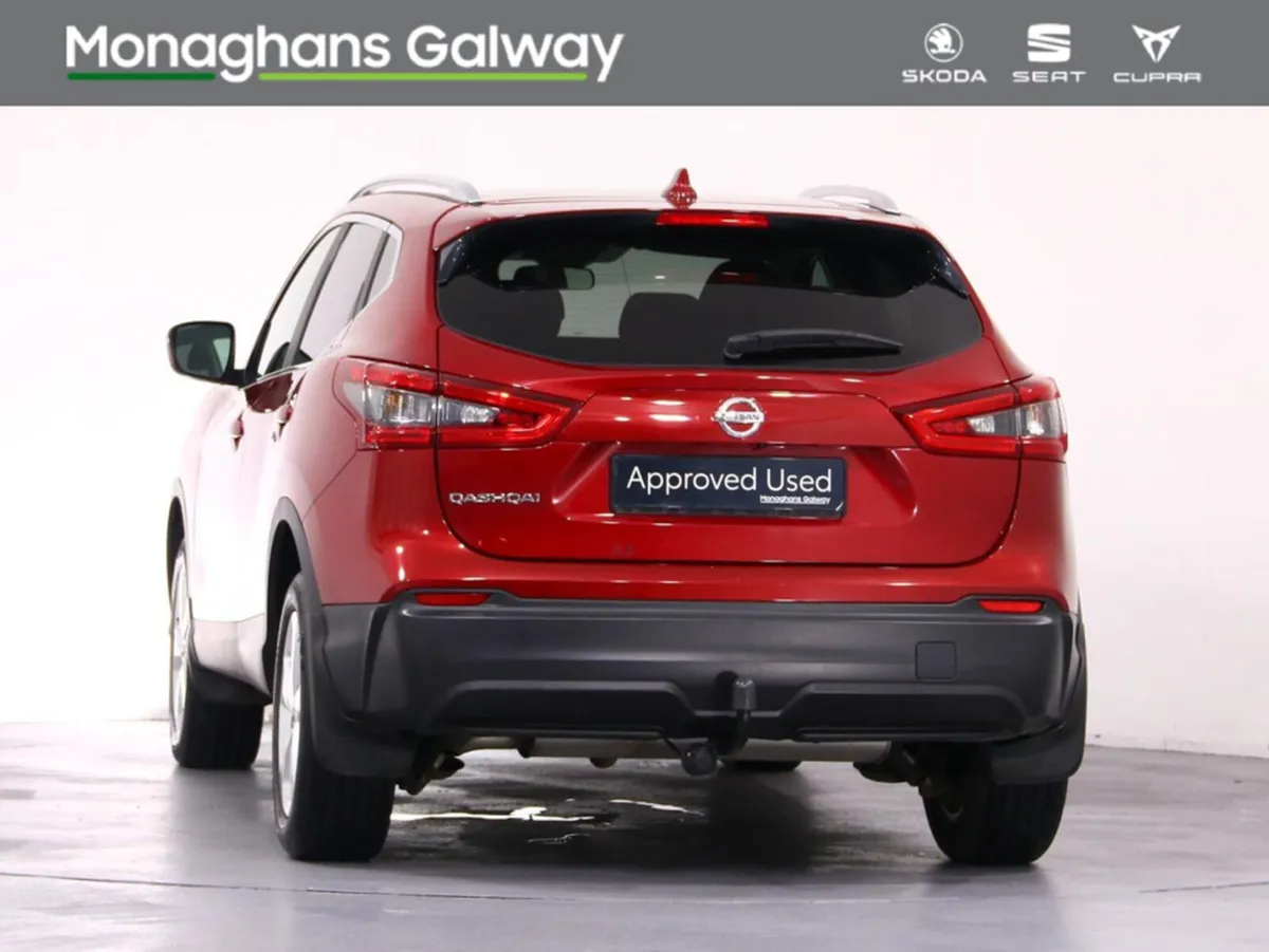 Nissan Qashqai 1.5 SV 18 4DR - Image 4
