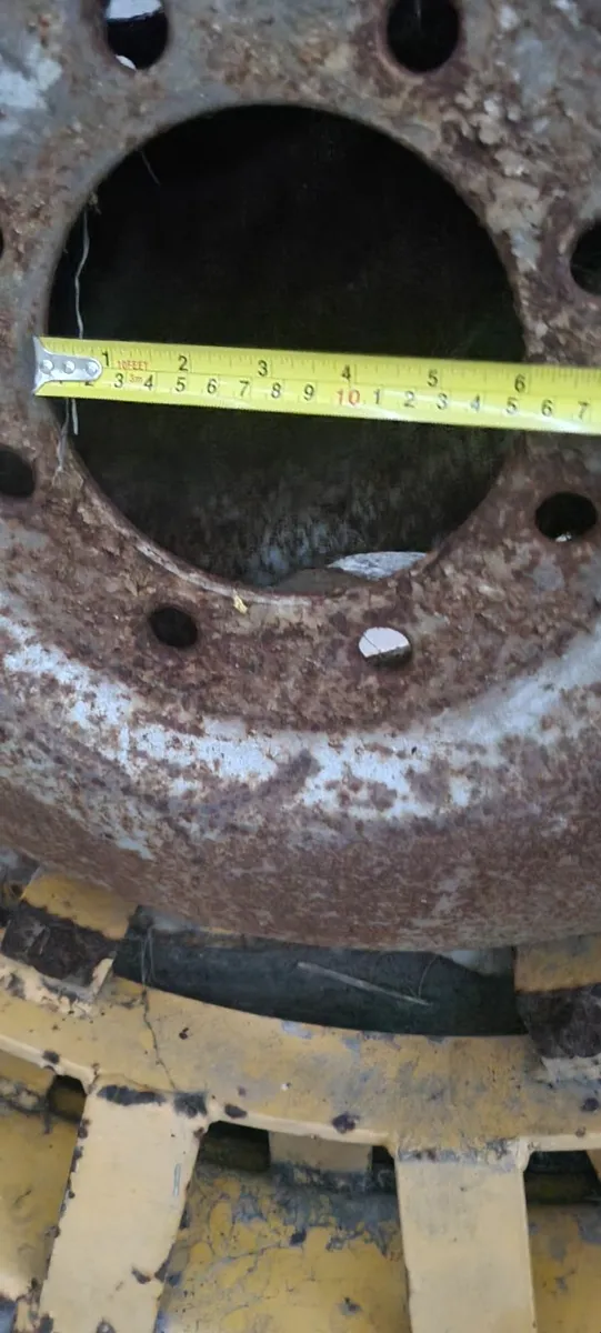 Row crop wheels - Image 1