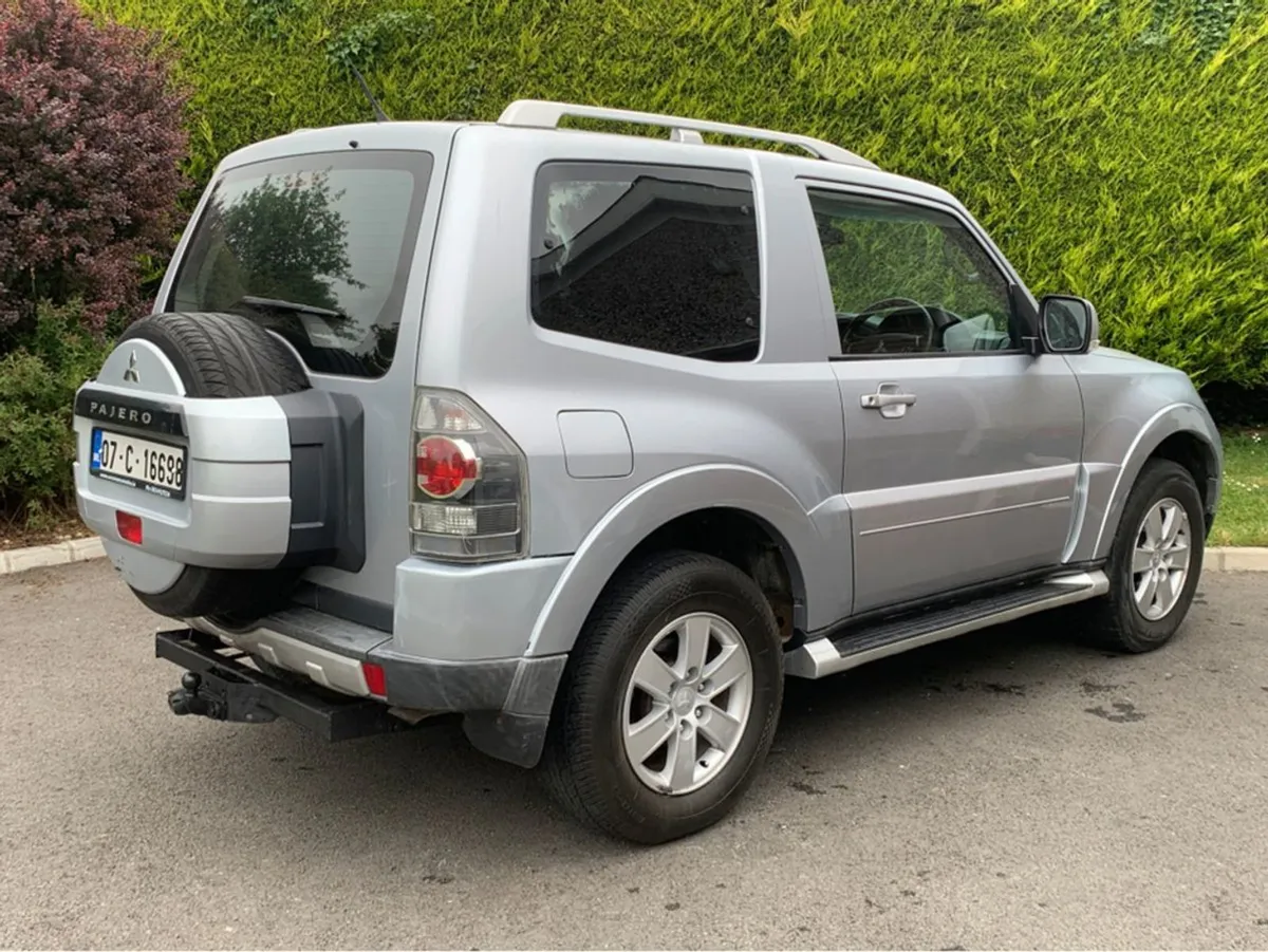 Mitsubishi Pajero 2007 3.2 Diesel SWB Commercial - Image 2