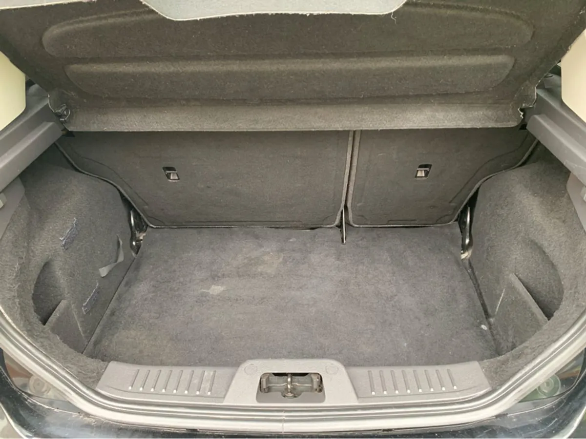 Ford Fiesta 2015 Titanium 1.5 Tdci 75bhp 5DR - Image 3