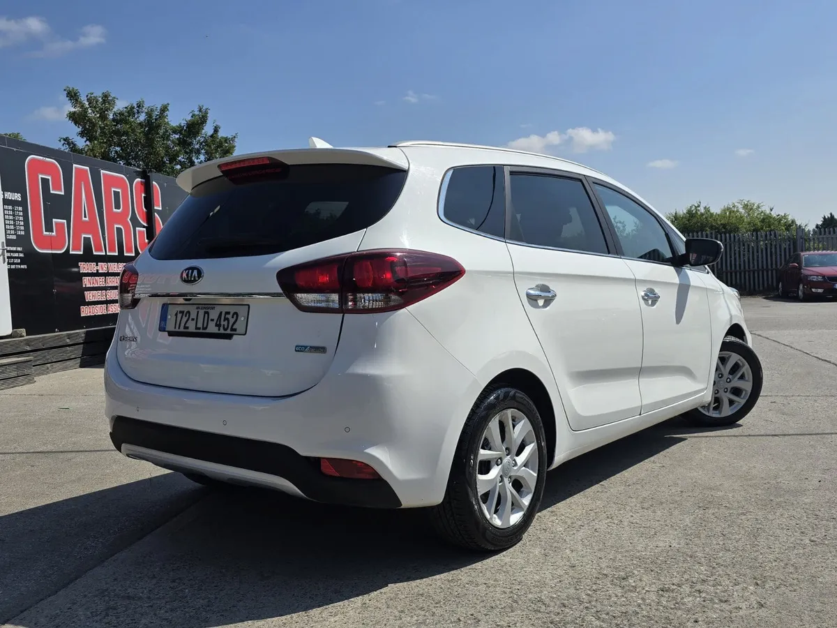 172 Kia Carens 7-seater/High spec/1yr warranty - Image 3
