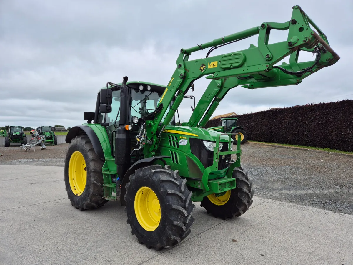 John Deere 6120M 2019 - Image 1