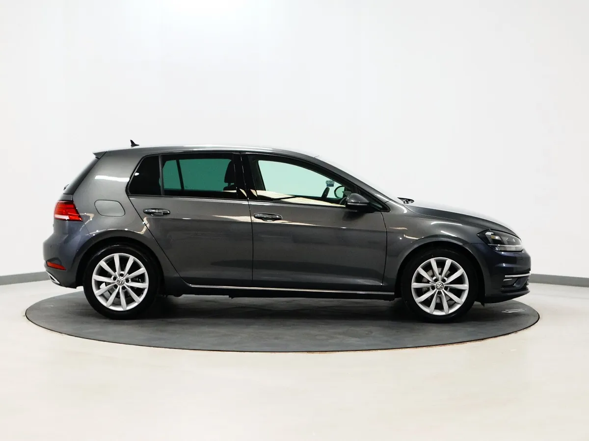 *37* 2018 Volkswagen Golf 1.6tdi highline - Image 3