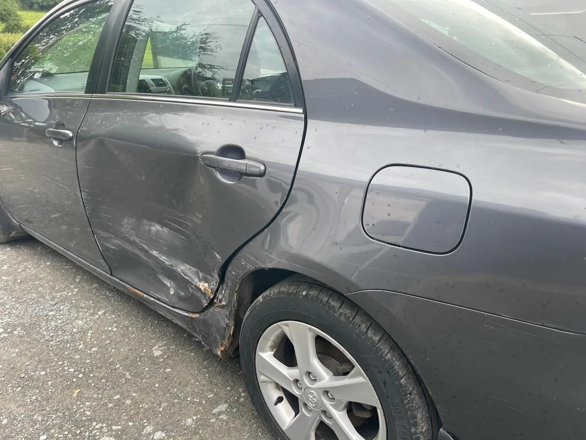 2012 Toyota Corolla 1.4 Diesel Saloon - Image 4