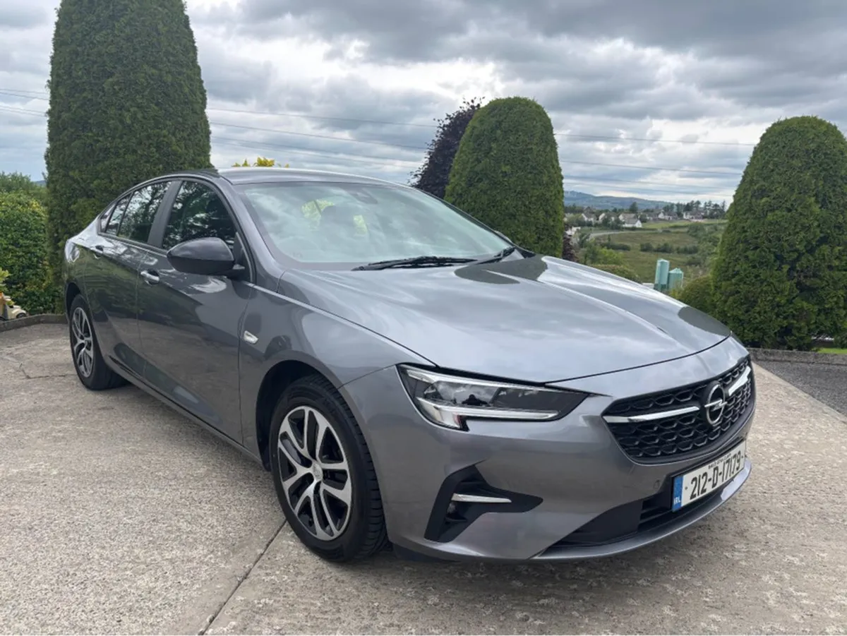 Opel Insignia Grand SC 122PS 12 Months Warranty - Image 1