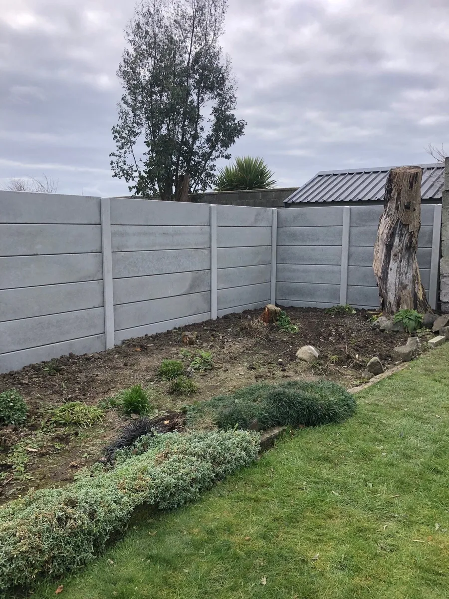 Concrete wall, Concrete fence. - Image 1