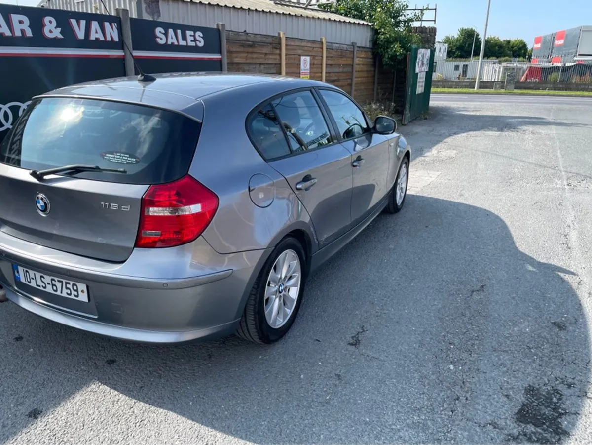 BMW 1 Series D ES 5DR - Image 4