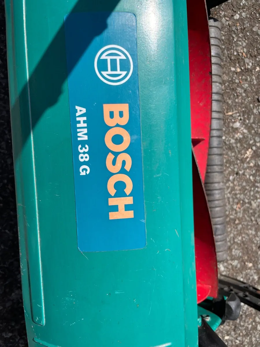 Bosch AHM 38 G Push Mower - Image 2