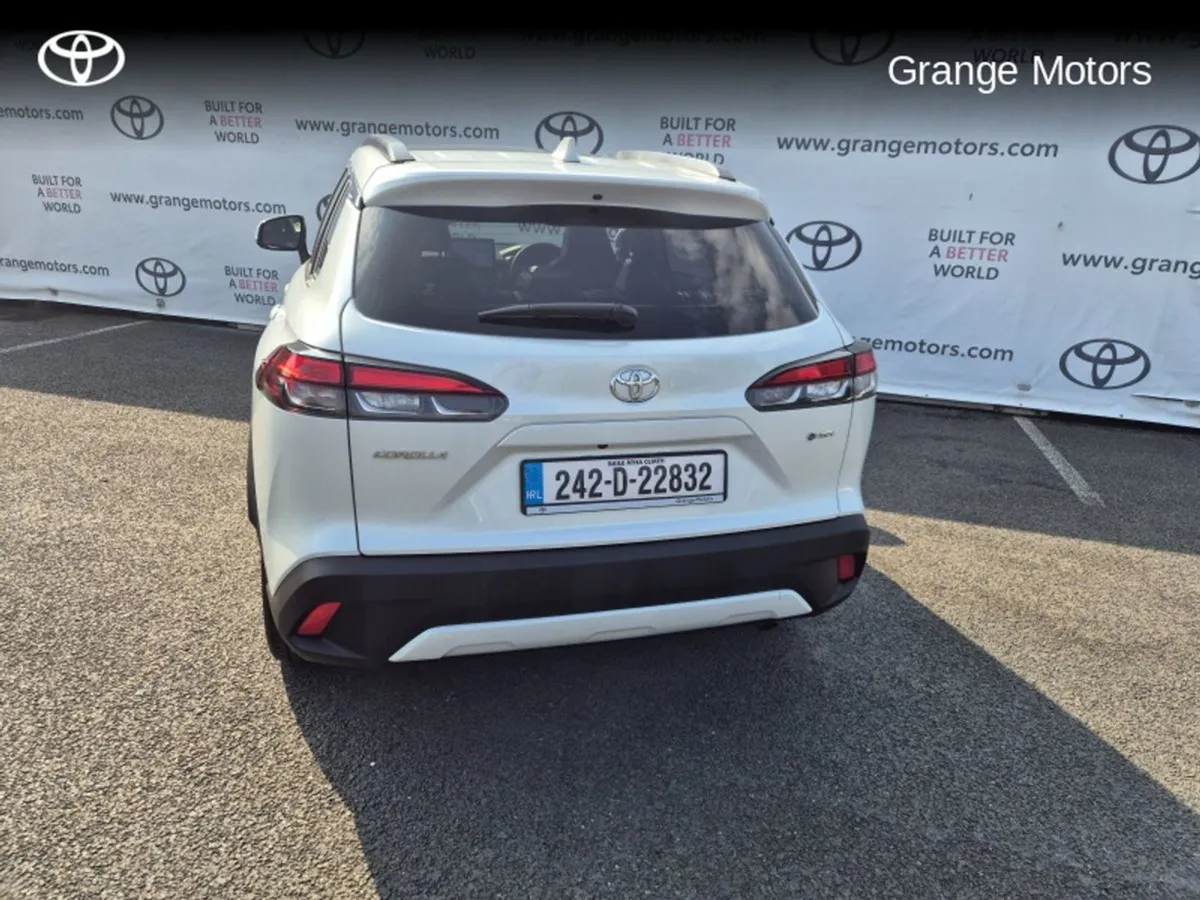 Toyota Corolla Cross 2.0 SOL 5dr high Spec - Image 4