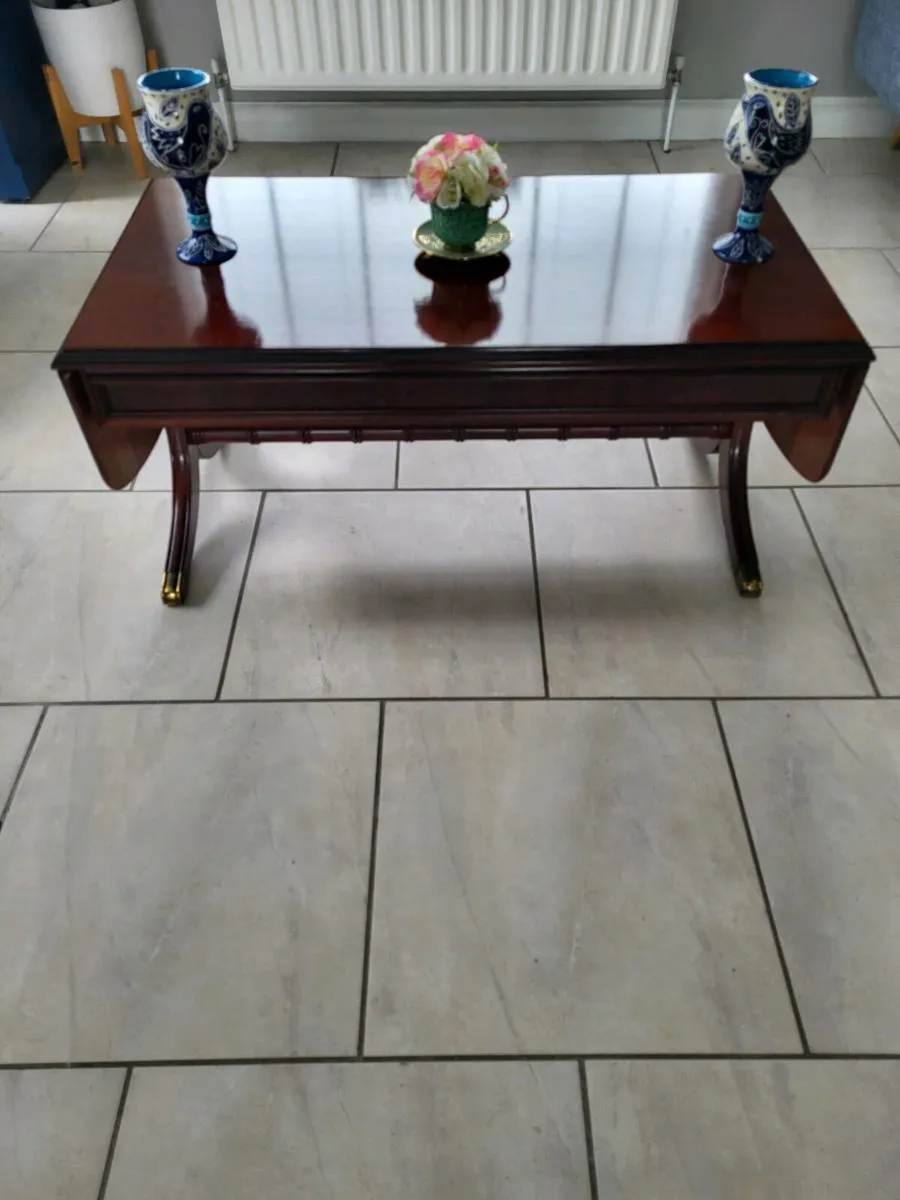 Stunning Drop Leaf Sofa Table - Image 1