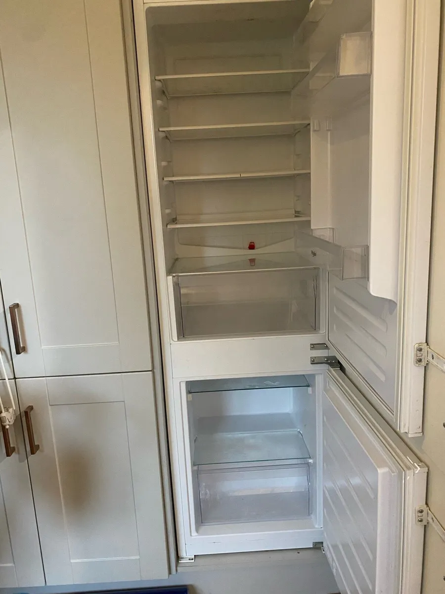 Fridge freezer