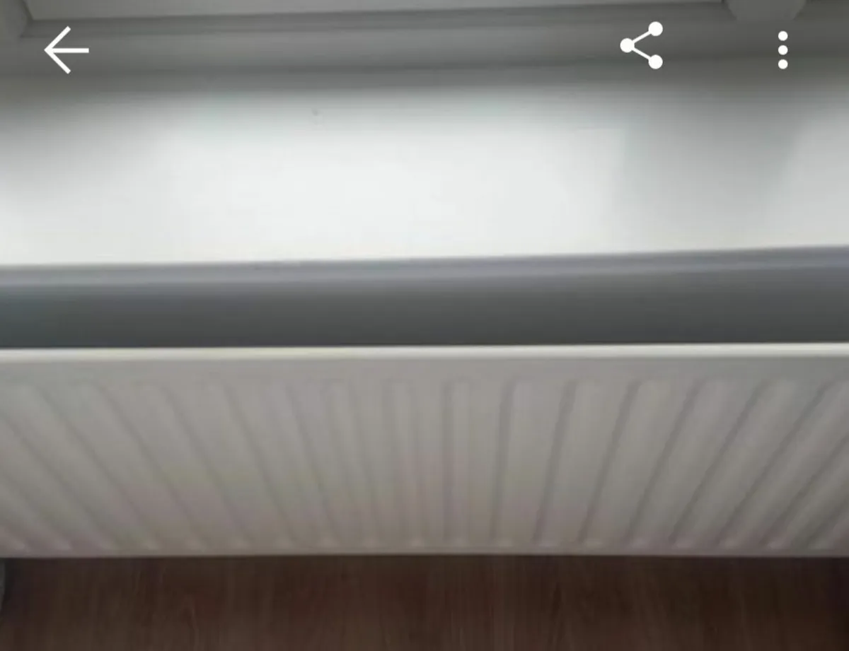 5 single panel radiators - Image 1
