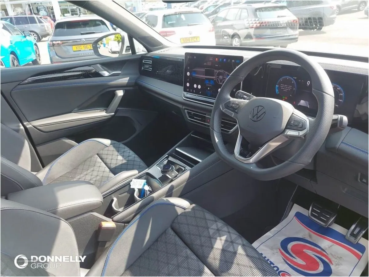 Volkswagen Tiguan 2.0 TDI R-line 5dr DSG - Image 2