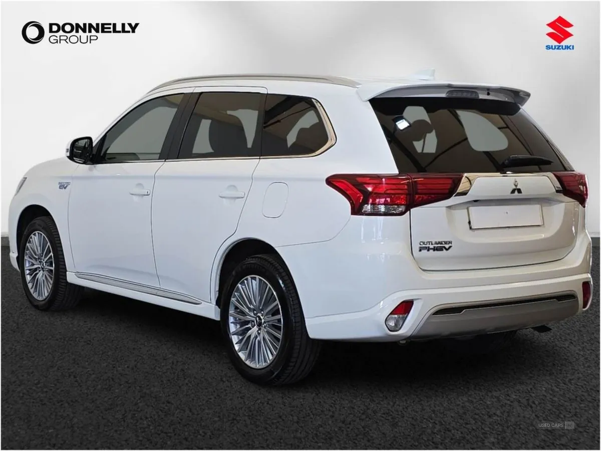 Mitsubishi Outlander 2.4 Phev Dynamic 5dr Auto - Image 2