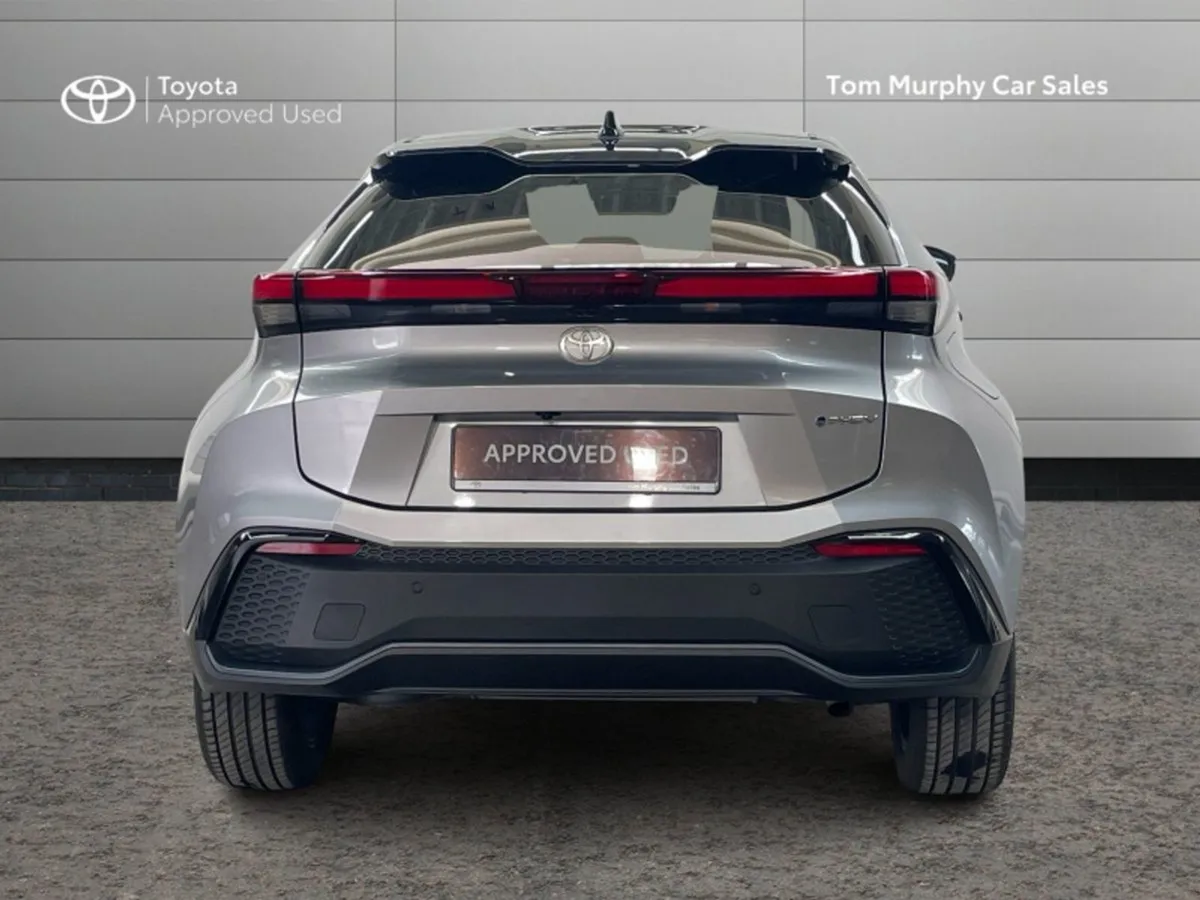 Toyota C-HR C-hr Phev SOL - Image 4